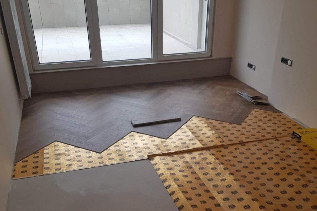 Стая с Amaron Herringbone