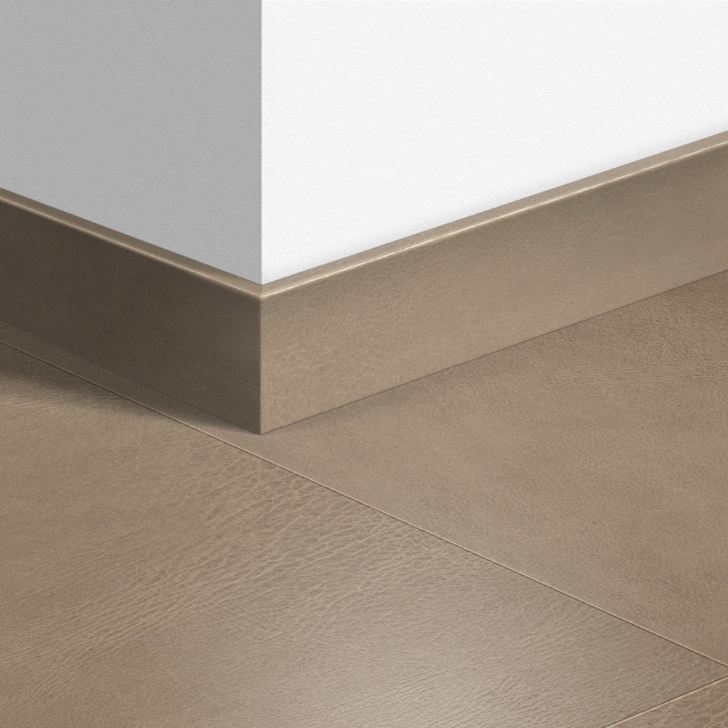 1402-77 Перваз MDF Quickstep 1402 Плочка тъмна кожа 77x14мм QSPSKR01402 2.40м - Image 1