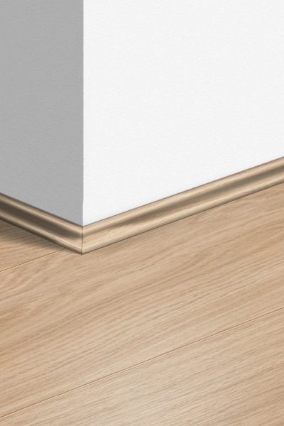 Ъглов профил MDF Quickstep 1538 Дъб лакиран бял 17x17мм, 2.40м