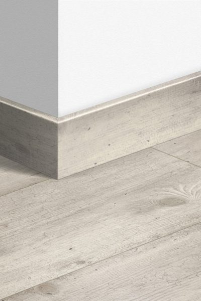 Перваз MDF Quickstep 1861 Дървен бетон светлосив 77x14мм QSPSKR01861 2.40м