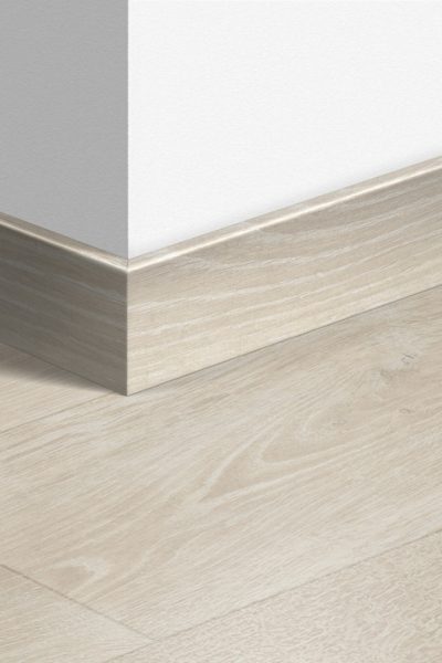 Перваз MDF Quickstep 3547 Дъб горски светлосив 77x14мм QSPSKR03547 2.40м