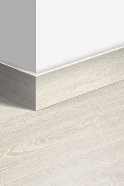 Перваз MDF Quickstep 3559 Дъб светла патина Класик 77x14мм QSPSKR03559 2.40м
