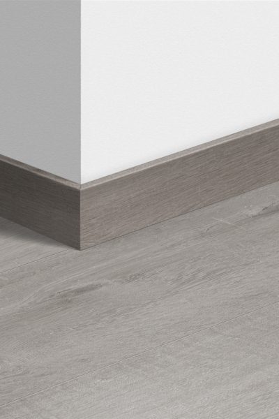 Перваз за LVT Quickstep 40201 Дъб памук сив 58x12мм QSVSK40201 2.40м