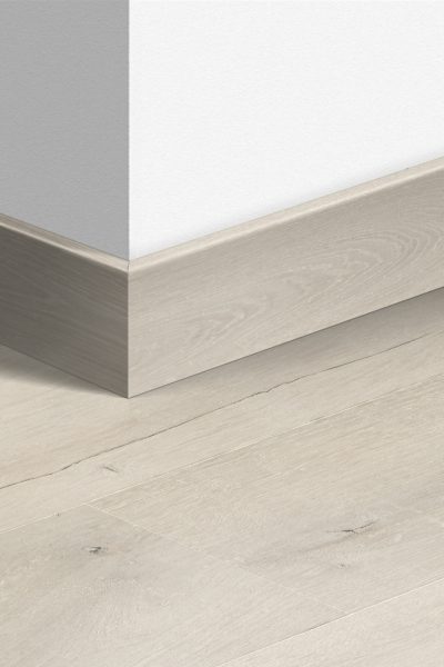 Перваз MDF Quickstep 4748 Дъб Софт патиниран 77x14мм QSPSKR04748 2.40м