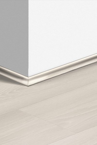 Ъглов профил MDF Quickstep 4757 Дъб премиум бял 17x17мм, 2.40м