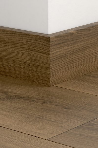 Перваз MDF Quickstep 5789 Дъб топъл кафяв 77x14мм QSPSKR05789 2.40м