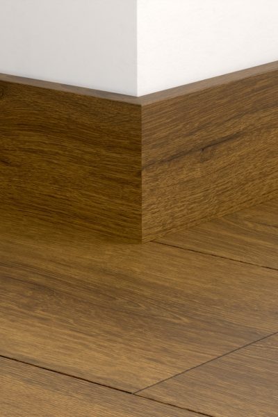 Перваз MDF Quickstep 5793 Дъб какао кафяв 77x14мм QSPSKR05793 2.40м