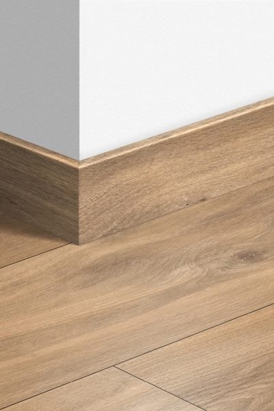 Перваз MDF Quickstep 1487 Дъб полунощ натурален 77x14мм QSPSKR01487 2.40м