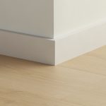 Перваз водоустойчив Quickstep Бял за боядисване 58мм, 2.40м