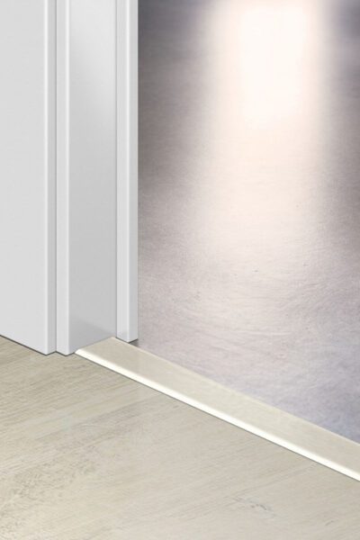 Лайстна MDF Incizo 3178 Дъб Шарлът бял QSINCP03178 2.15м