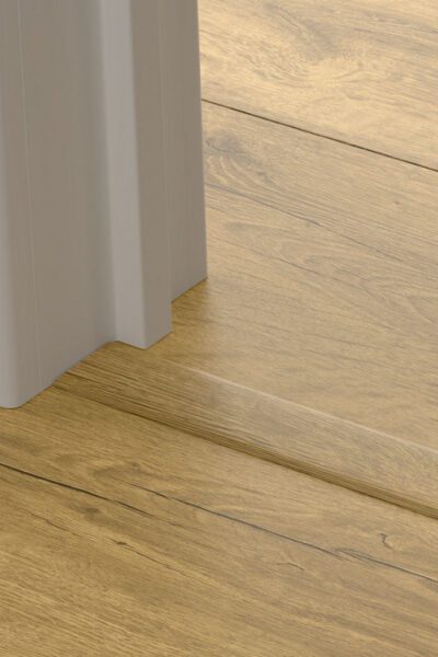 Лайстна MDF Incizo 5792 Дъб меден кафяв QSINCP05792 2.15м