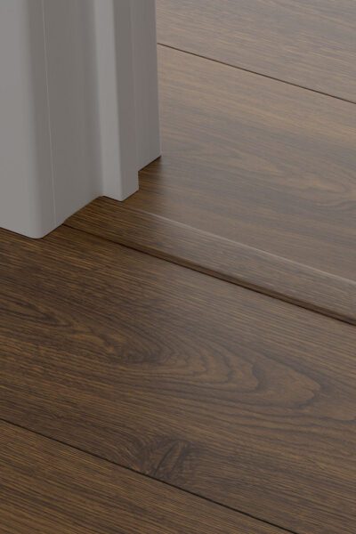 Лайстна MDF Incizo 5800 Дъб кафяв фъстък QSINCP05800 2.15м