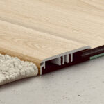 Лайстна PVC Incizo 40018 Дъб Дрифт бежов QSVINCP40018 2.00м - Image 3