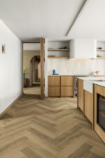 Ламиниран паркет QuickStep №IMD8245 Овъглен дъб 8мм / 32 клас 4V - Image 2