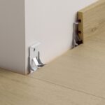 Клипс за MDF перваз Quickstep QSCLIPSKME7080A за ламинат 8мм (50 бр./пак.) - Image 3